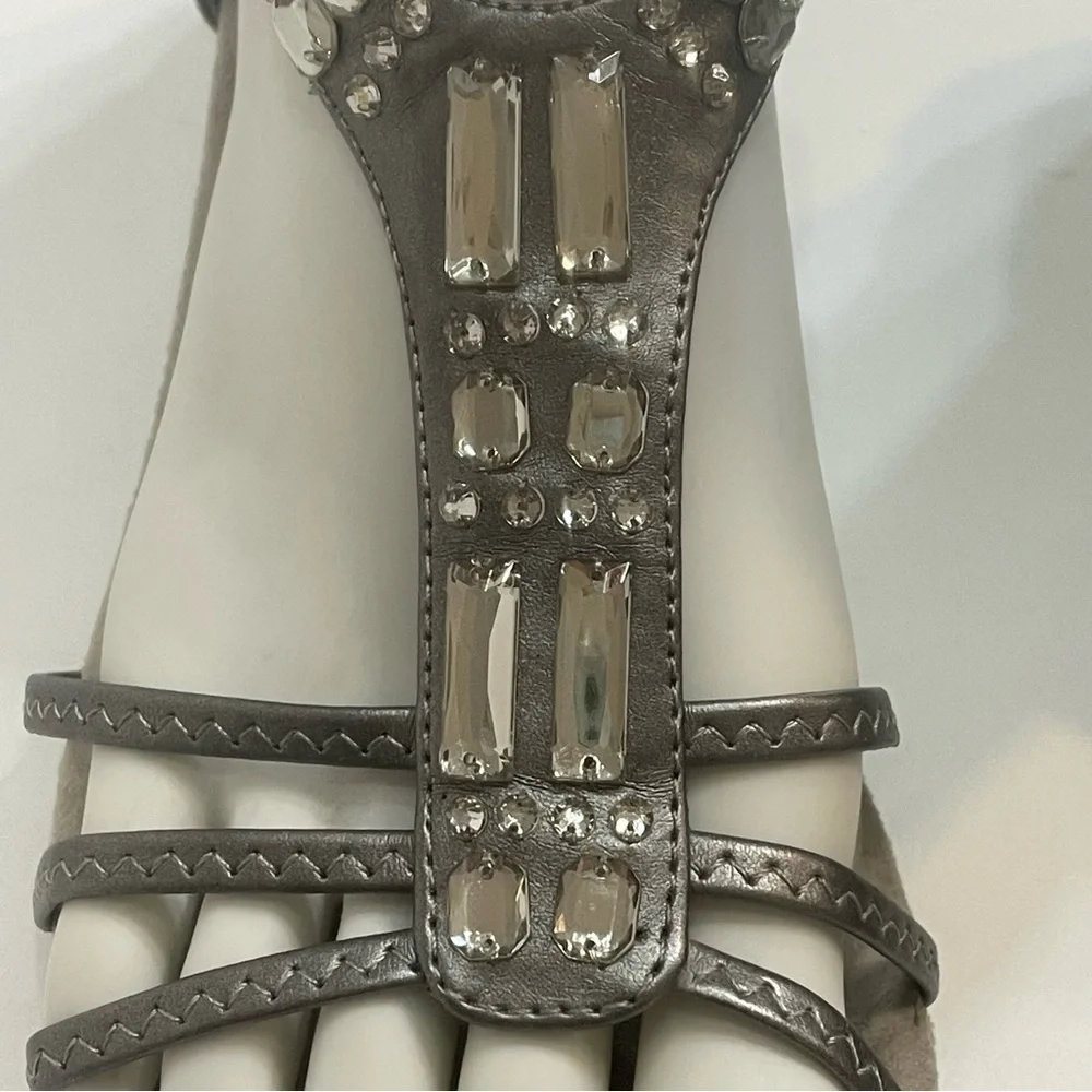 Madeline Gray Embellished Sandals stones. Women’s 8.5. Pre-owned. Scratches.